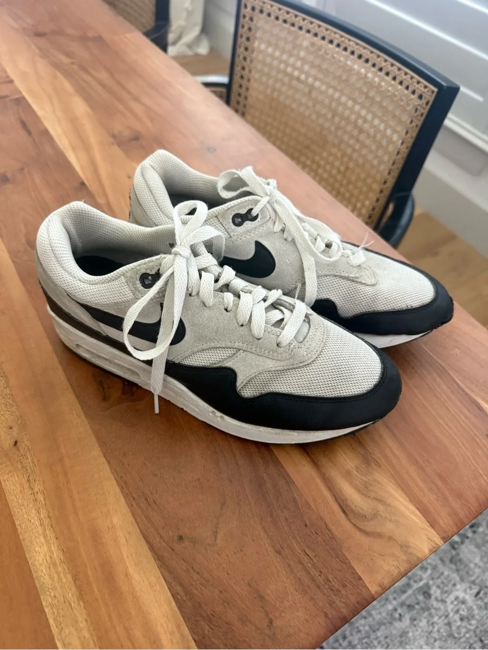 Nike Big Kids’ Air Max 1 Sneakers